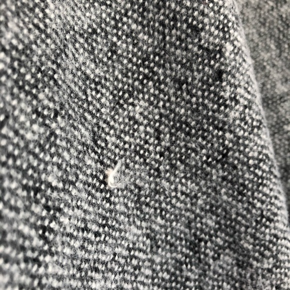 Grey and black cape sweater - Picture 5 of 5